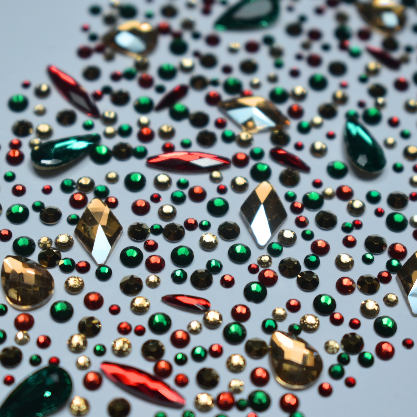 Festive Frenzy Limited Edition Crystal Mix (380 pcs)