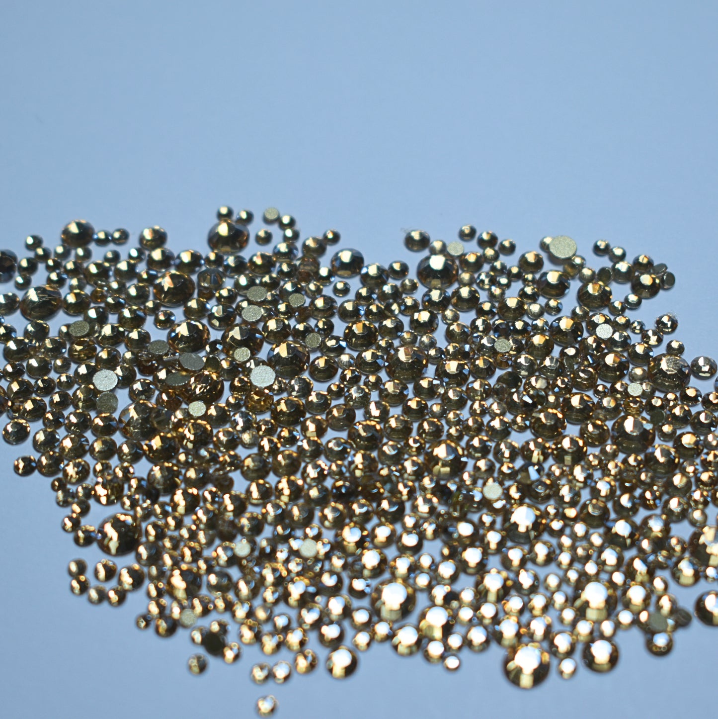 1440 pack Golden Shadow round flat backs mixed sizes